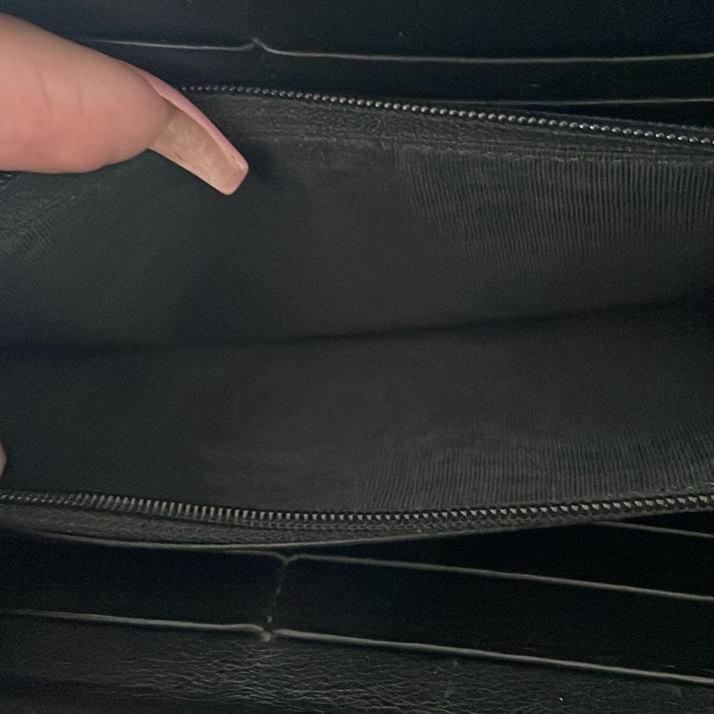 Gucci GG Leather Zip Around Wallet Black EUC🖤💛449391493075 - Picture 6 of 7